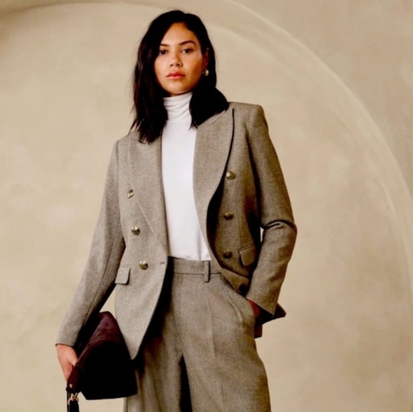 Women's Banana Republic Herringbone Icon Cream Blazer with Gold Buttons Size 8 - Picture 5 of 17